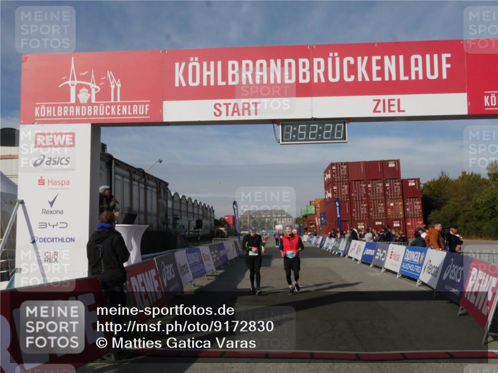 03.10.2025 - Köhlbrandbrückenlauf Matties Gatica Varas http://msf.ph/oto/9172830 03.10.2025 10:52:22 Ziel 2607, 2643 meine-sportfotos.de