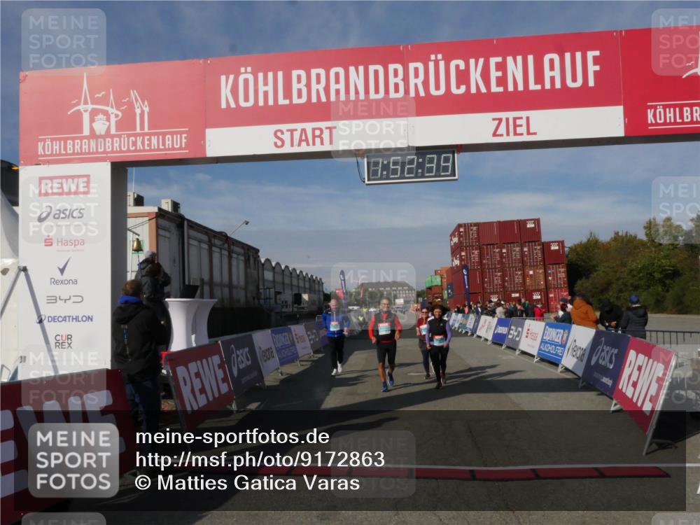 03.10.2025 - Köhlbrandbrückenlauf Matties Gatica Varas http://msf.ph/oto/9172863 03.10.2025 10:52:41 Ziel 2132, 2357, 2490, 2623 meine-sportfotos.de