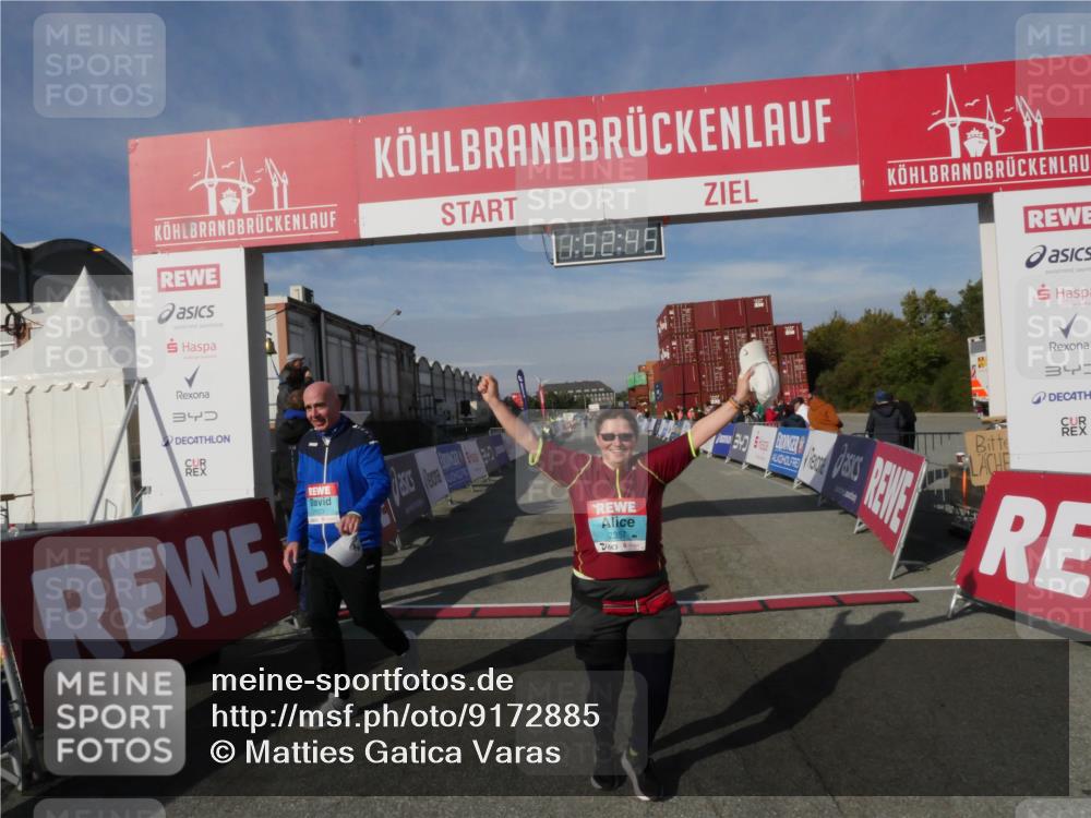 03.10.2025 - Köhlbrandbrückenlauf Matties Gatica Varas http://msf.ph/oto/9172885 03.10.2025 10:52:47 Ziel  meine-sportfotos.de