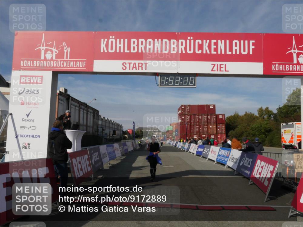 03.10.2025 - Köhlbrandbrückenlauf Matties Gatica Varas http://msf.ph/oto/9172889 03.10.2025 10:53:12 Ziel  meine-sportfotos.de