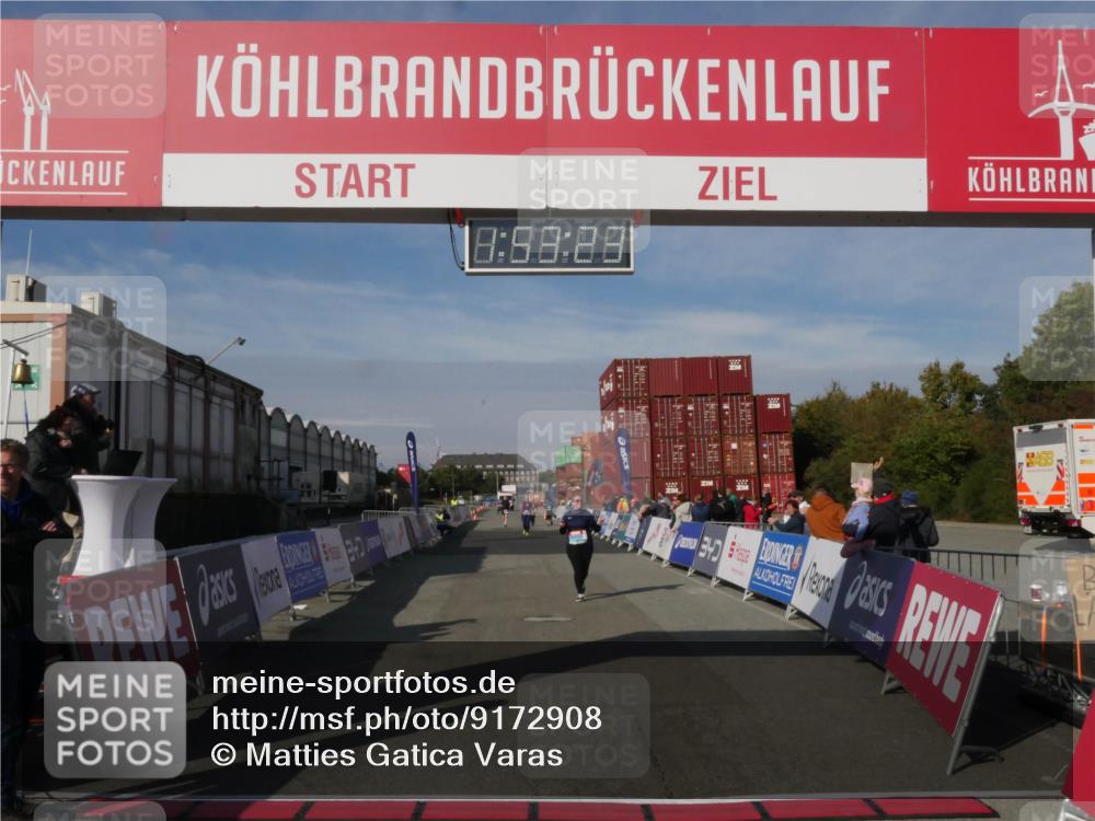 03.10.2025 - Köhlbrandbrückenlauf Matties Gatica Varas http://msf.ph/oto/9172908 03.10.2025 10:53:25 Ziel 2546 meine-sportfotos.de