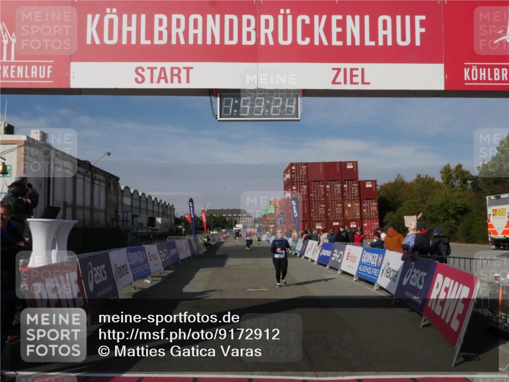 03.10.2025 - Köhlbrandbrückenlauf Matties Gatica Varas http://msf.ph/oto/9172912 03.10.2025 10:53:26 Ziel 2546 meine-sportfotos.de