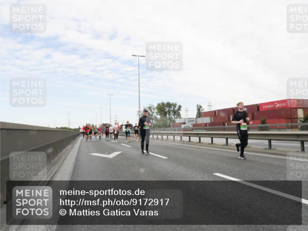 03.10.2025 - Köhlbrandbrückenlauf Matties Gatica Varas http://msf.ph/oto/9172917 03.10.2025 15:22:52 Position 3  meine-sportfotos.de