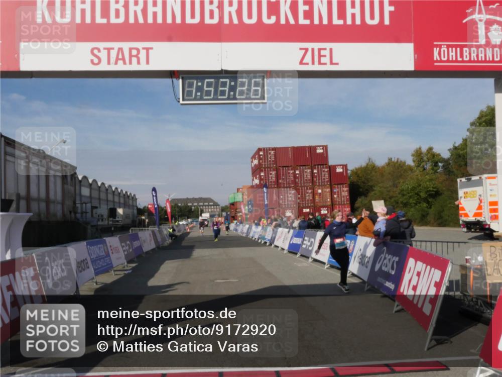 03.10.2025 - Köhlbrandbrückenlauf Matties Gatica Varas http://msf.ph/oto/9172920 03.10.2025 10:53:28 Ziel 2546 meine-sportfotos.de