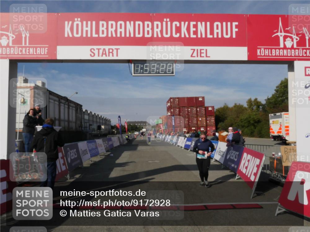 03.10.2025 - Köhlbrandbrückenlauf Matties Gatica Varas http://msf.ph/oto/9172928 03.10.2025 10:53:30 Ziel 2546 meine-sportfotos.de