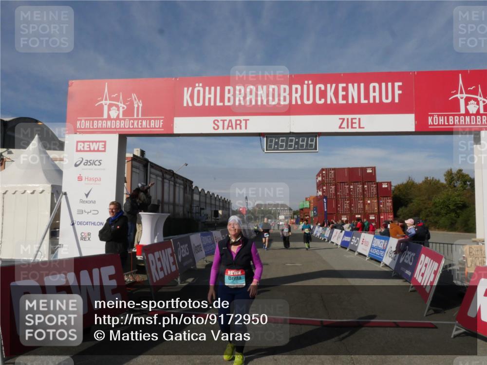 03.10.2025 - Köhlbrandbrückenlauf Matties Gatica Varas http://msf.ph/oto/9172950 03.10.2025 10:53:46 Ziel 2611, 3774 meine-sportfotos.de