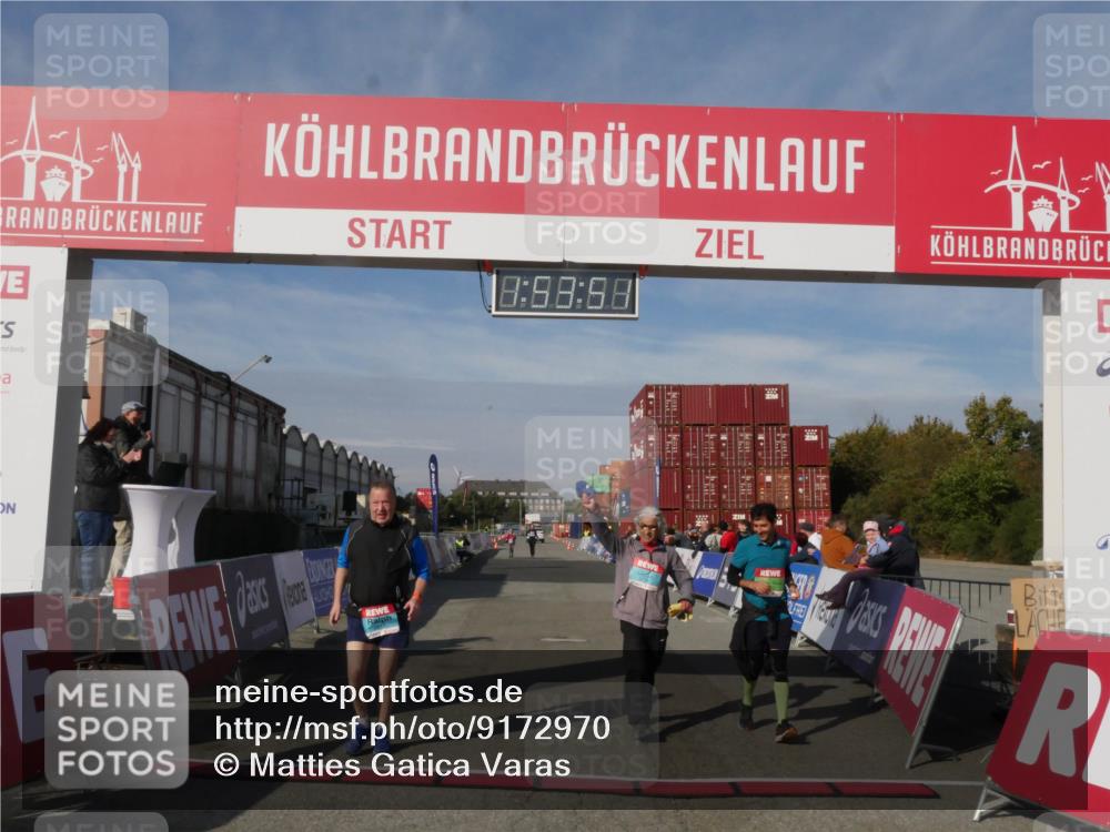 03.10.2025 - Köhlbrandbrückenlauf Matties Gatica Varas http://msf.ph/oto/9172970 03.10.2025 10:53:53 Ziel 2611, 3774 meine-sportfotos.de