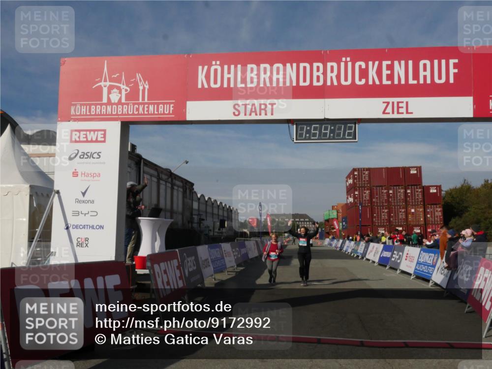 03.10.2025 - Köhlbrandbrückenlauf Matties Gatica Varas http://msf.ph/oto/9172992 03.10.2025 10:54:14 Ziel 2653, 2691 meine-sportfotos.de