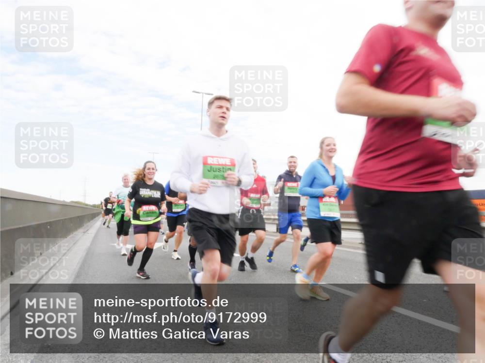 03.10.2025 - Köhlbrandbrückenlauf Matties Gatica Varas http://msf.ph/oto/9172999 03.10.2025 15:23:13 Position 3 8675 meine-sportfotos.de