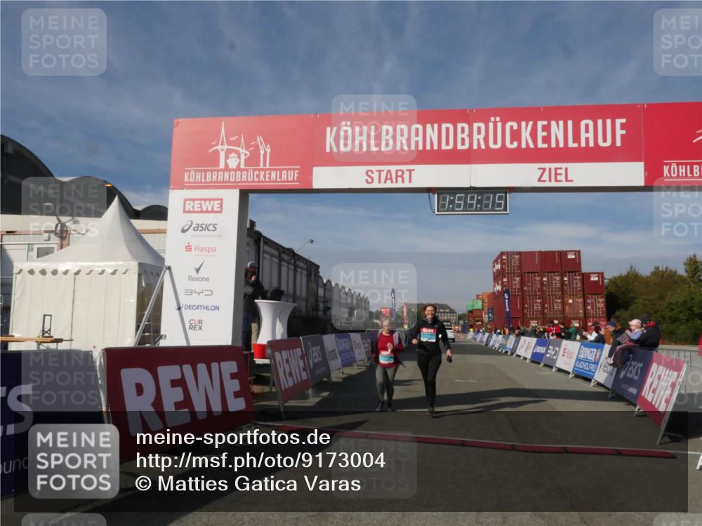 03.10.2025 - Köhlbrandbrückenlauf Matties Gatica Varas http://msf.ph/oto/9173004 03.10.2025 10:54:17 Ziel 2653, 2691 meine-sportfotos.de