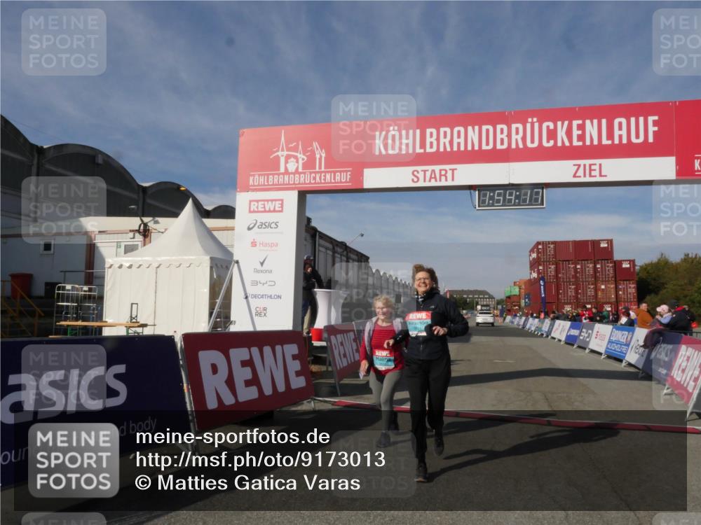 03.10.2025 - Köhlbrandbrückenlauf Matties Gatica Varas http://msf.ph/oto/9173013 03.10.2025 10:54:19 Ziel  meine-sportfotos.de