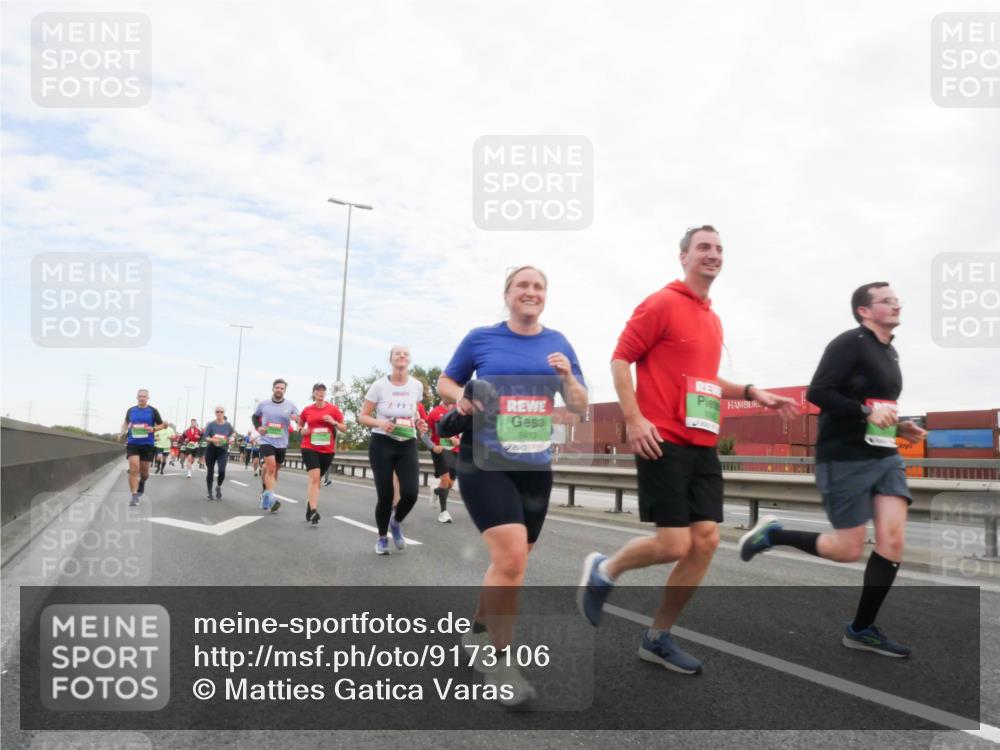 03.10.2025 - Köhlbrandbrückenlauf Matties Gatica Varas http://msf.ph/oto/9173106 03.10.2025 15:24:00 Position 3 8413 meine-sportfotos.de