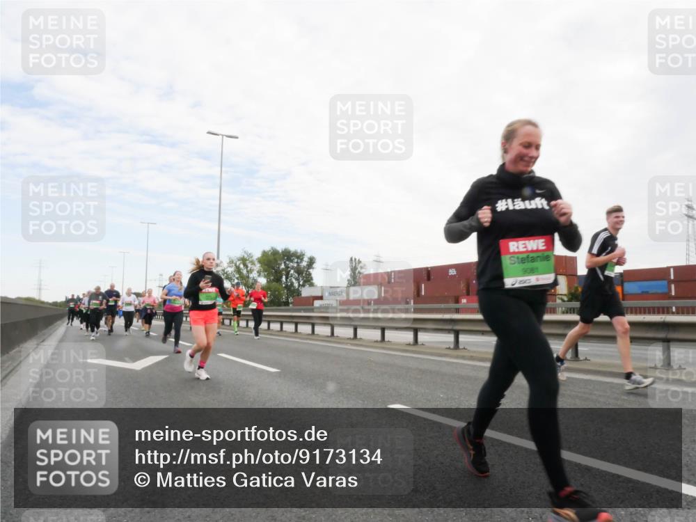 03.10.2025 - Köhlbrandbrückenlauf Matties Gatica Varas http://msf.ph/oto/9173134 03.10.2025 15:24:14 Position 3 9081, 2015 meine-sportfotos.de