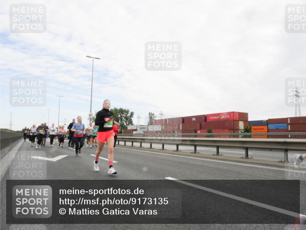 03.10.2025 - Köhlbrandbrückenlauf Matties Gatica Varas http://msf.ph/oto/9173135 03.10.2025 15:24:15 Position 3  meine-sportfotos.de