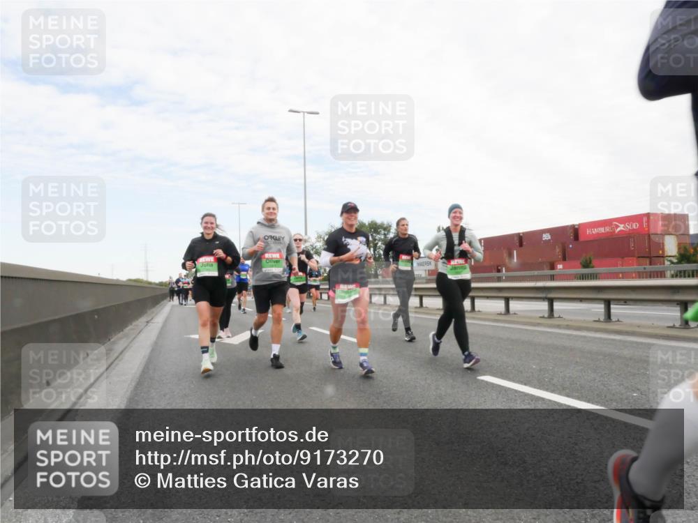 03.10.2025 - Köhlbrandbrückenlauf Matties Gatica Varas http://msf.ph/oto/9173270 03.10.2025 15:25:20 Position 3  meine-sportfotos.de
