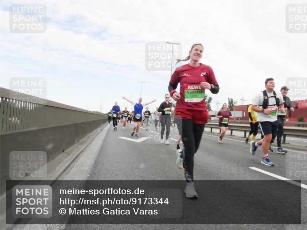 03.10.2025 - Köhlbrandbrückenlauf Matties Gatica Varas http://msf.ph/oto/9173344 03.10.2025 15:26:13 Position 3 8335 meine-sportfotos.de