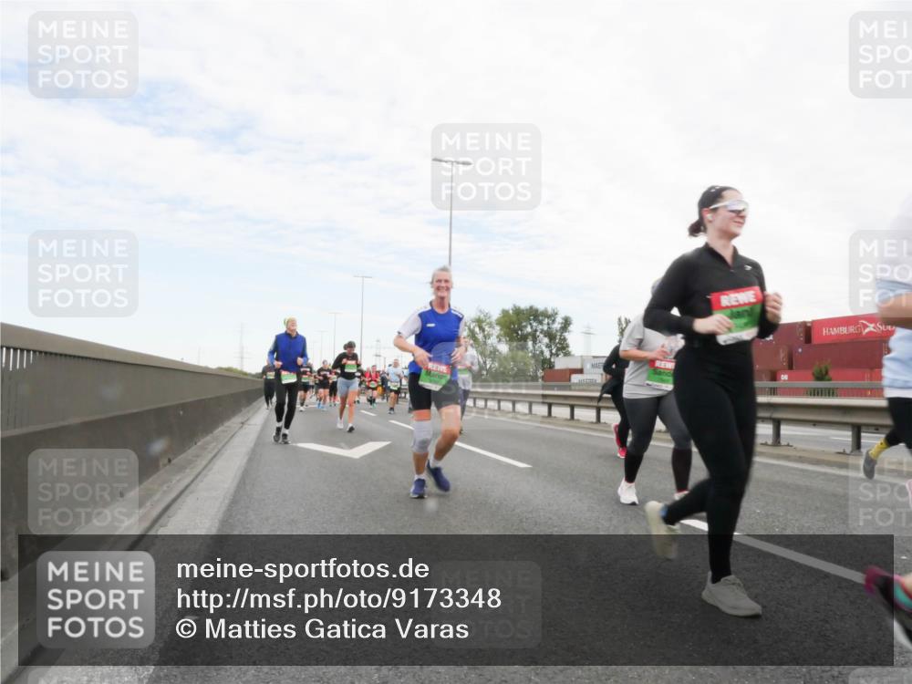 03.10.2025 - Köhlbrandbrückenlauf Matties Gatica Varas http://msf.ph/oto/9173348 03.10.2025 15:26:14 Position 3  meine-sportfotos.de