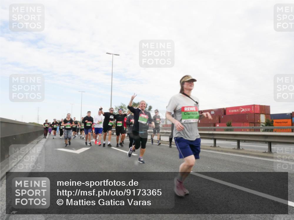 03.10.2025 - Köhlbrandbrückenlauf Matties Gatica Varas http://msf.ph/oto/9173365 03.10.2025 15:26:23 Position 3 8098 meine-sportfotos.de