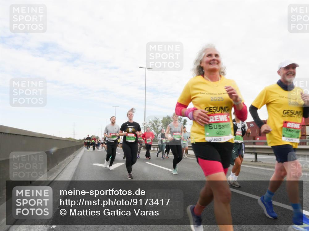 03.10.2025 - Köhlbrandbrückenlauf Matties Gatica Varas http://msf.ph/oto/9173417 03.10.2025 15:26:49 Position 3 2025, 9535, 2025 meine-sportfotos.de