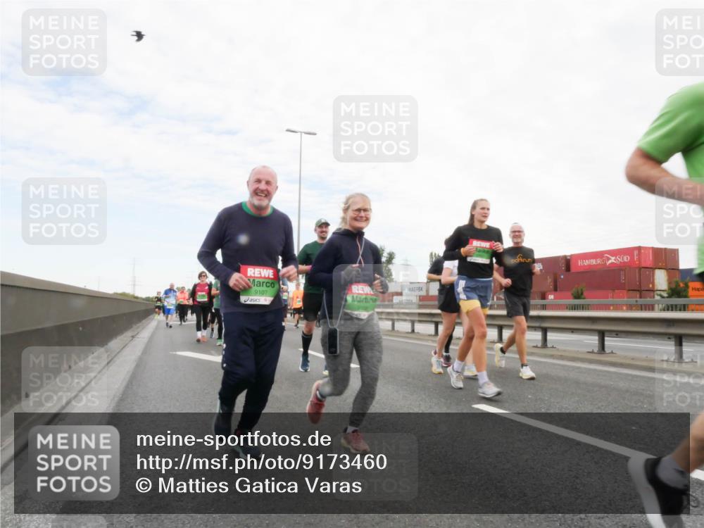 03.10.2025 - Köhlbrandbrückenlauf Matties Gatica Varas http://msf.ph/oto/9173460 03.10.2025 15:27:09 Position 3 9107 meine-sportfotos.de