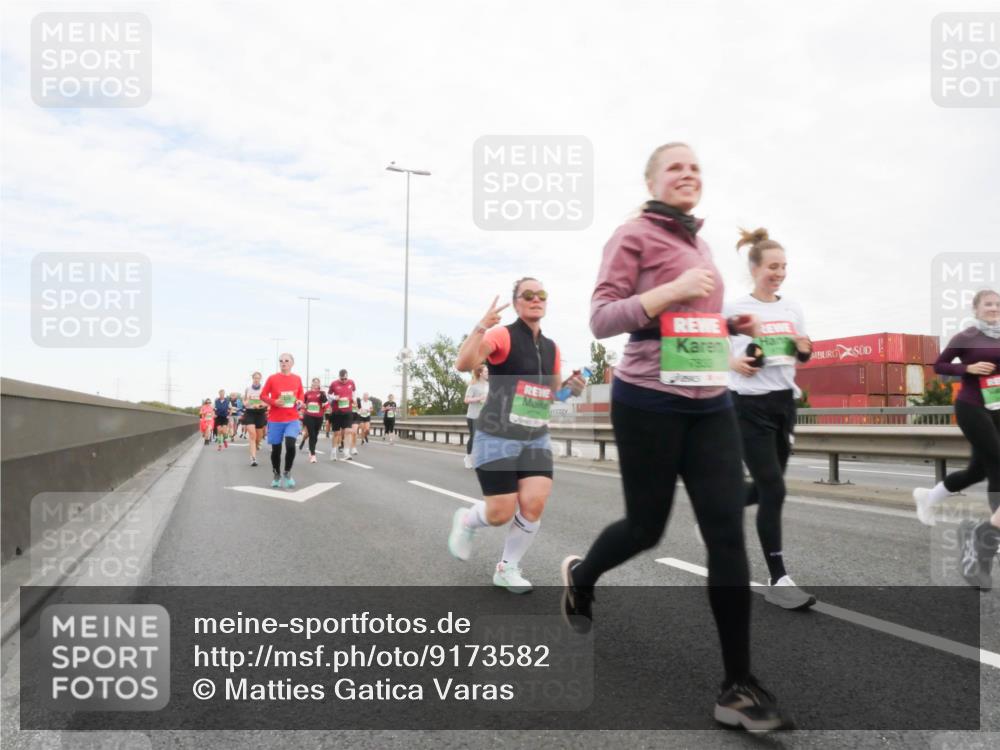 03.10.2025 - Köhlbrandbrückenlauf Matties Gatica Varas http://msf.ph/oto/9173582 03.10.2025 15:28:08 Position 3 77835 meine-sportfotos.de