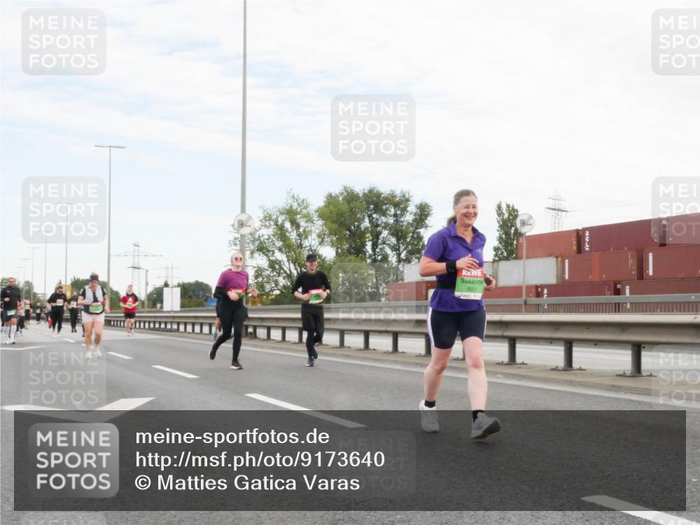 03.10.2025 - Köhlbrandbrückenlauf Matties Gatica Varas http://msf.ph/oto/9173640 03.10.2025 15:28:38 Position 3 8551 meine-sportfotos.de