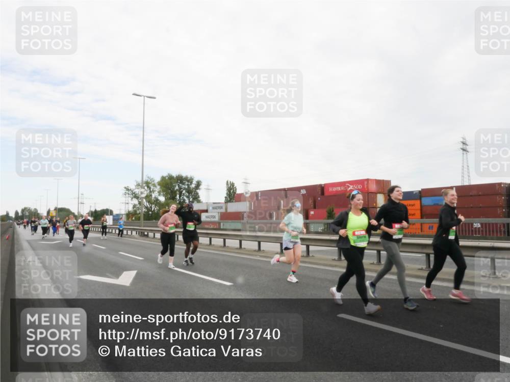 03.10.2025 - Köhlbrandbrückenlauf Matties Gatica Varas http://msf.ph/oto/9173740 03.10.2025 15:29:44 Position 3  meine-sportfotos.de