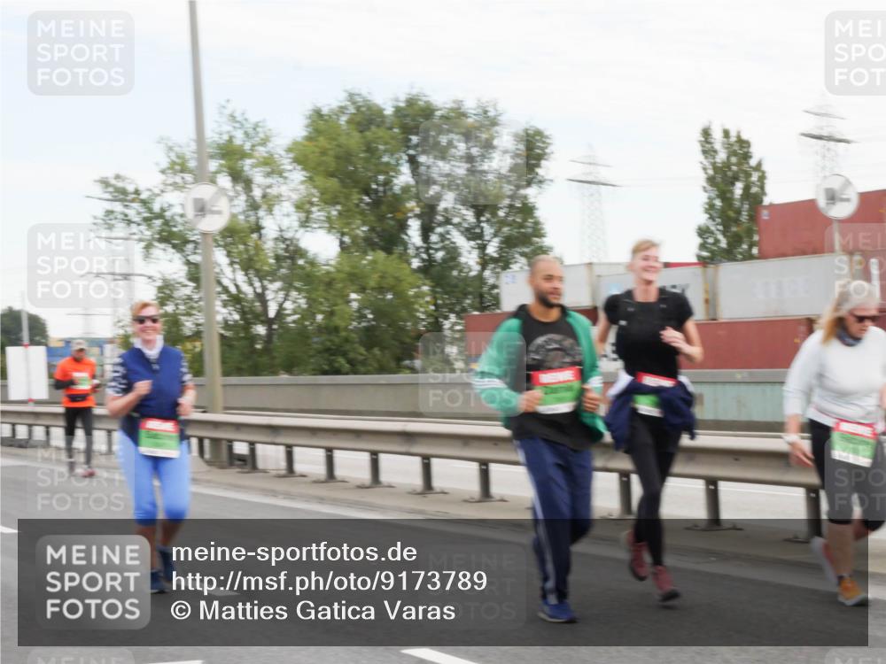 03.10.2025 - Köhlbrandbrückenlauf Matties Gatica Varas http://msf.ph/oto/9173789 03.10.2025 15:30:30 Position 3  meine-sportfotos.de