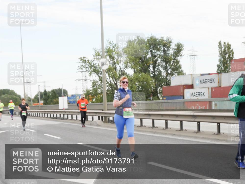 03.10.2025 - Köhlbrandbrückenlauf Matties Gatica Varas http://msf.ph/oto/9173791 03.10.2025 15:30:31 Position 3 8347 meine-sportfotos.de