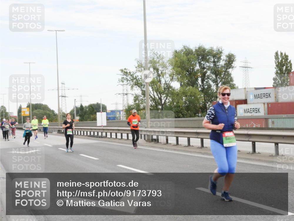 03.10.2025 - Köhlbrandbrückenlauf Matties Gatica Varas http://msf.ph/oto/9173793 03.10.2025 15:30:31 Position 3  meine-sportfotos.de