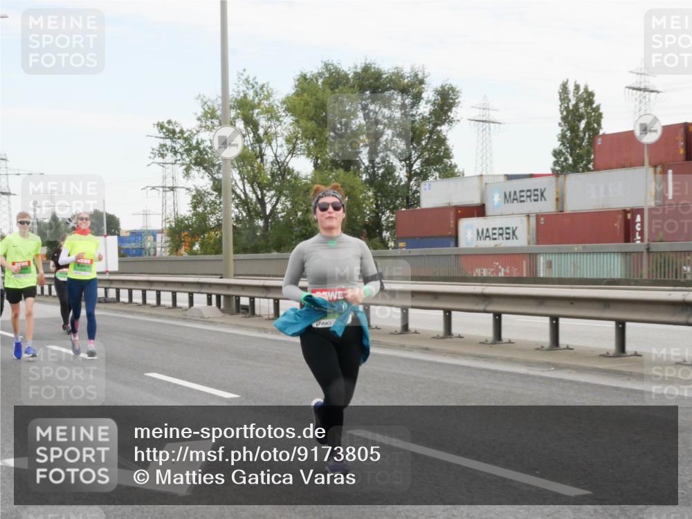 03.10.2025 - Köhlbrandbrückenlauf Matties Gatica Varas http://msf.ph/oto/9173805 03.10.2025 15:30:41 Position 3  meine-sportfotos.de