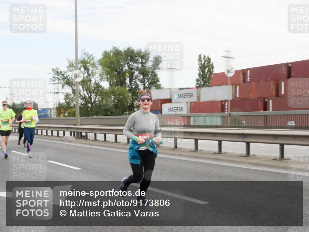 03.10.2025 - Köhlbrandbrückenlauf Matties Gatica Varas http://msf.ph/oto/9173806 03.10.2025 15:30:42 Position 3 39800 meine-sportfotos.de