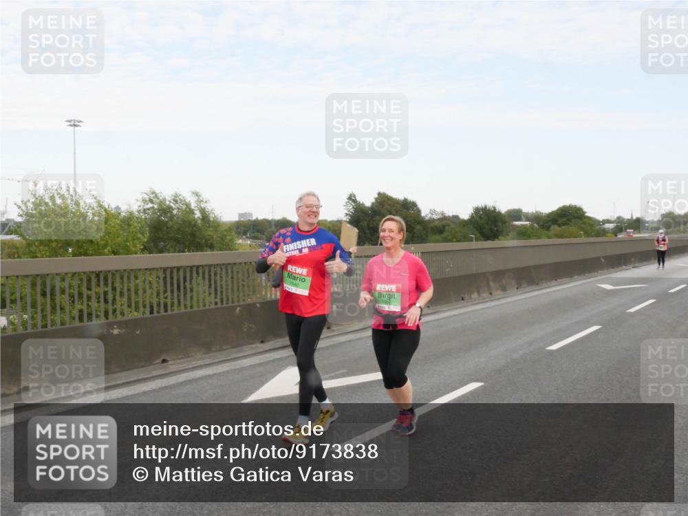 03.10.2025 - Köhlbrandbrückenlauf Matties Gatica Varas http://msf.ph/oto/9173838 03.10.2025 15:31:37 Position 3 2025, 7640 meine-sportfotos.de