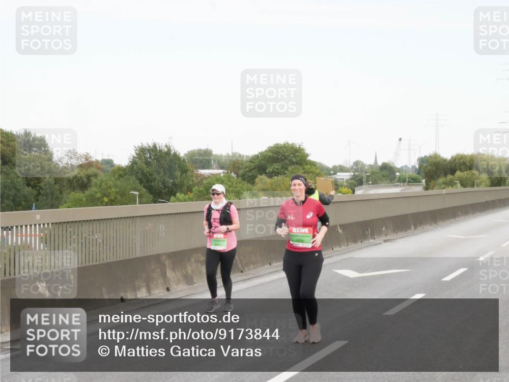 03.10.2025 - Köhlbrandbrückenlauf Matties Gatica Varas http://msf.ph/oto/9173844 03.10.2025 15:31:47 Position 3 9235 meine-sportfotos.de