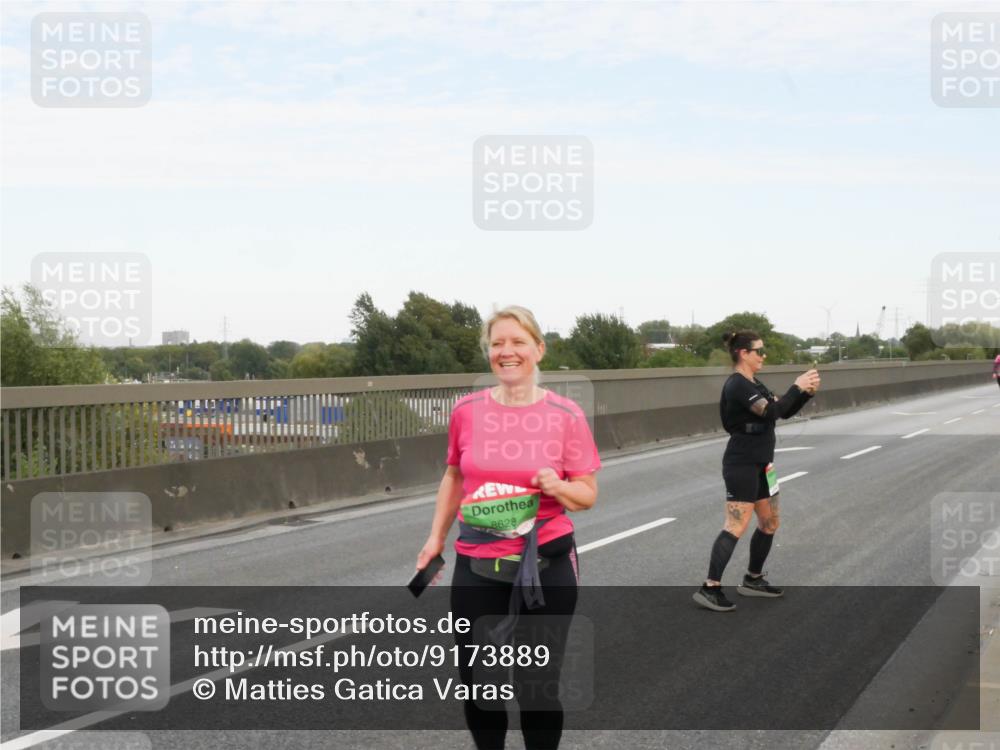 03.10.2025 - Köhlbrandbrückenlauf Matties Gatica Varas http://msf.ph/oto/9173889 03.10.2025 15:32:59 Position 3 1913, 8628 meine-sportfotos.de