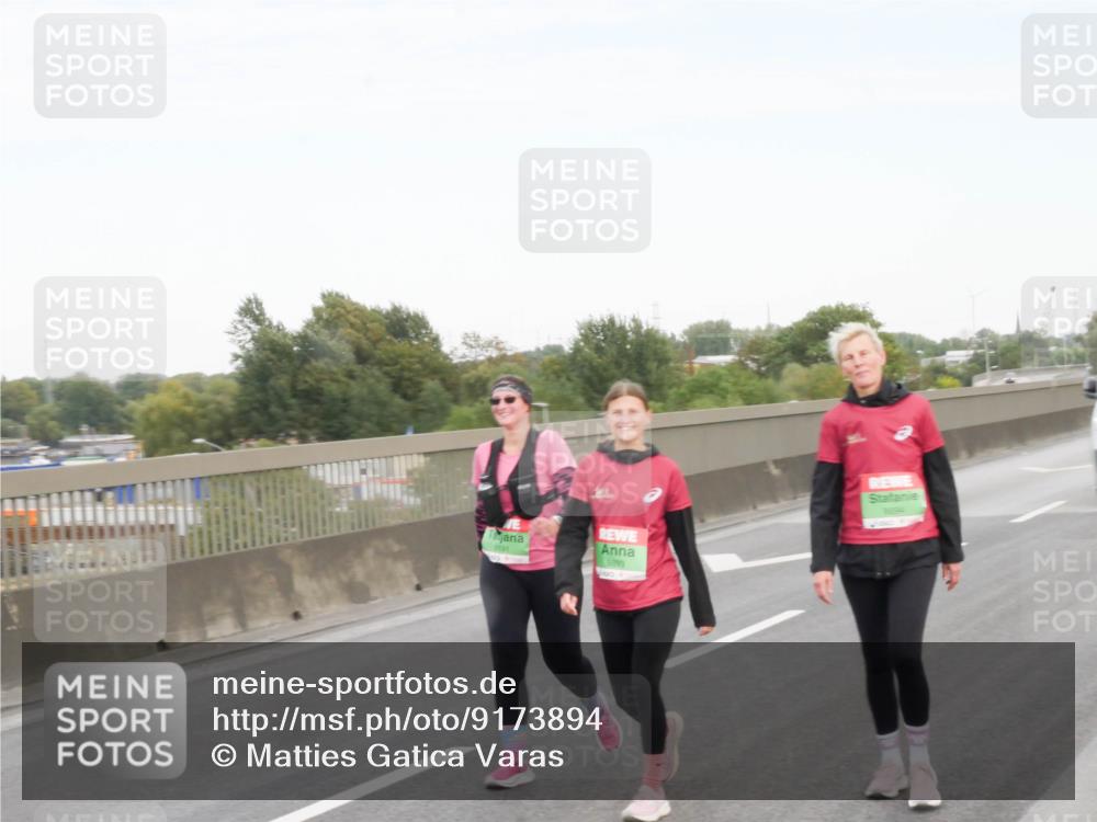 03.10.2025 - Köhlbrandbrückenlauf Matties Gatica Varas http://msf.ph/oto/9173894 03.10.2025 15:33:12 Position 3 8293 meine-sportfotos.de
