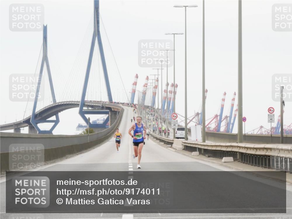 03.10.2025 - Köhlbrandbrückenlauf Matties Gatica Varas http://msf.ph/oto/9174011 03.10.2025 15:35:56 Position 3 12, 1 meine-sportfotos.de