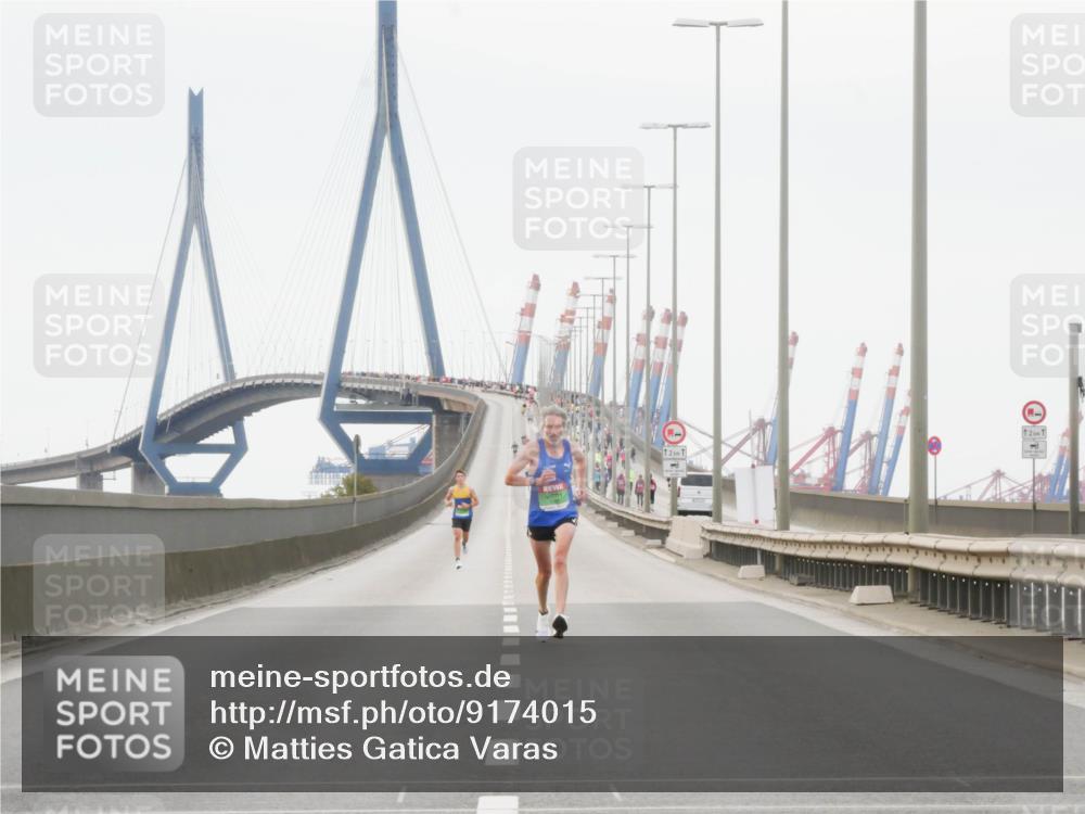 03.10.2025 - Köhlbrandbrückenlauf Matties Gatica Varas http://msf.ph/oto/9174015 03.10.2025 15:35:58 Position 3 12, 1, 12, 1 meine-sportfotos.de