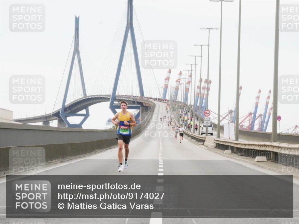 03.10.2025 - Köhlbrandbrückenlauf Matties Gatica Varas http://msf.ph/oto/9174027 03.10.2025 15:36:14 Position 3 12, 1, 8 meine-sportfotos.de