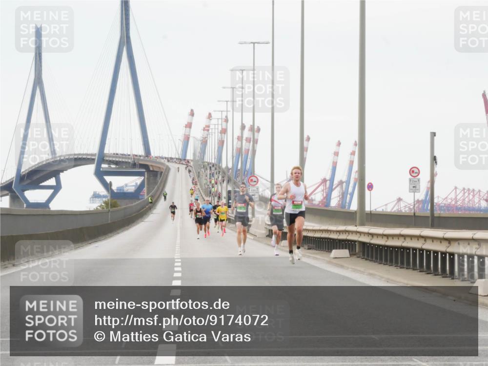 03.10.2025 - Köhlbrandbrückenlauf Matties Gatica Varas http://msf.ph/oto/9174072 03.10.2025 15:37:16 Position 3 12, 1, 12, 1 meine-sportfotos.de