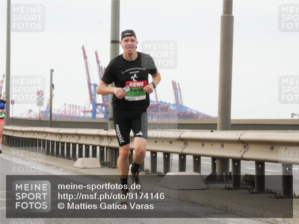 03.10.2025 - Köhlbrandbrückenlauf Matties Gatica Varas http://msf.ph/oto/9174146 03.10.2025 15:38:11 Position 3 2, 32, 24, 08, 2019, 7036 meine-sportfotos.de