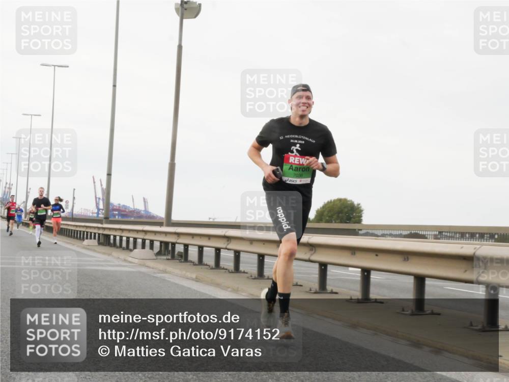 03.10.2025 - Köhlbrandbrückenlauf Matties Gatica Varas http://msf.ph/oto/9174152 03.10.2025 15:38:14 Position 3 24, 08, 2019, 32, 7036 meine-sportfotos.de