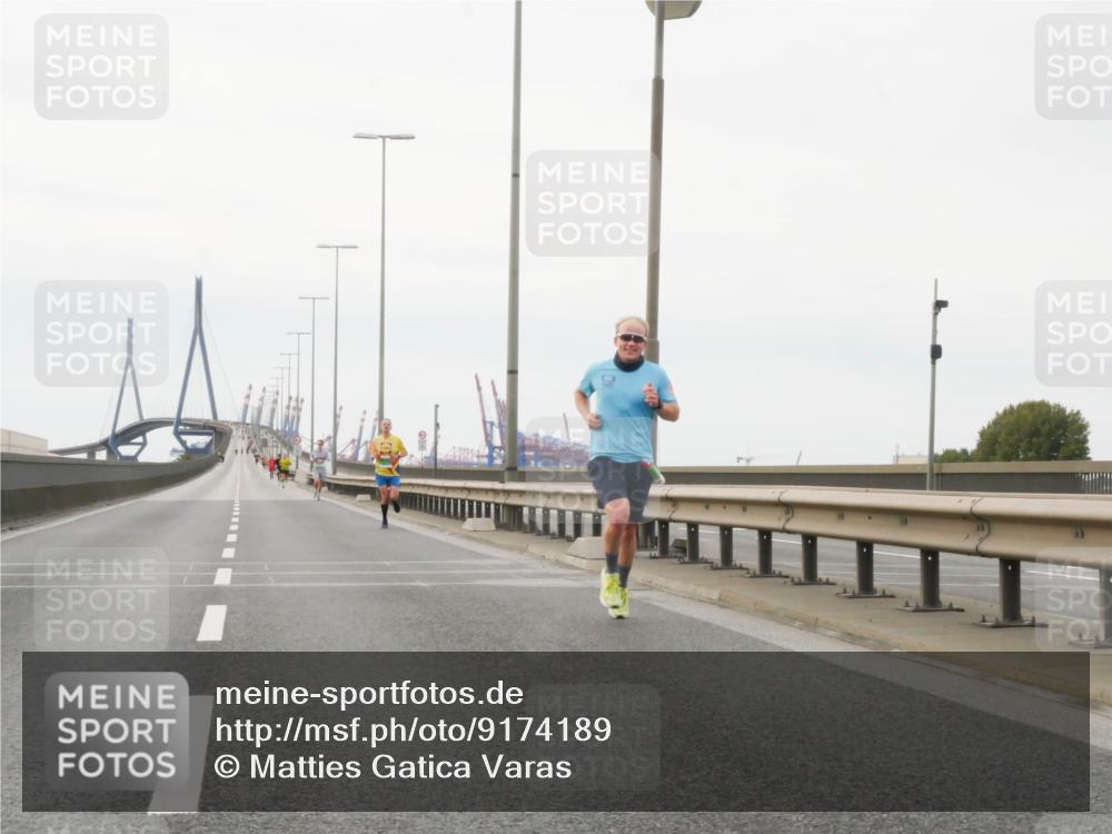03.10.2025 - Köhlbrandbrückenlauf Matties Gatica Varas http://msf.ph/oto/9174189 03.10.2025 15:38:47 Position 3  meine-sportfotos.de