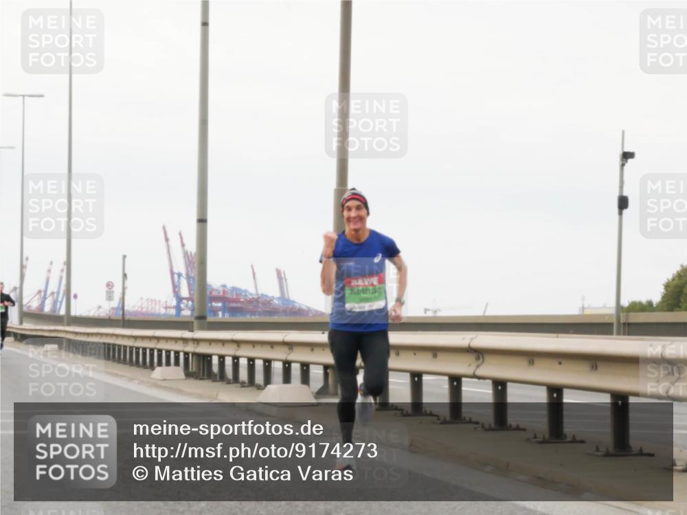 03.10.2025 - Köhlbrandbrückenlauf Matties Gatica Varas http://msf.ph/oto/9174273 03.10.2025 15:39:52 Position 3  meine-sportfotos.de