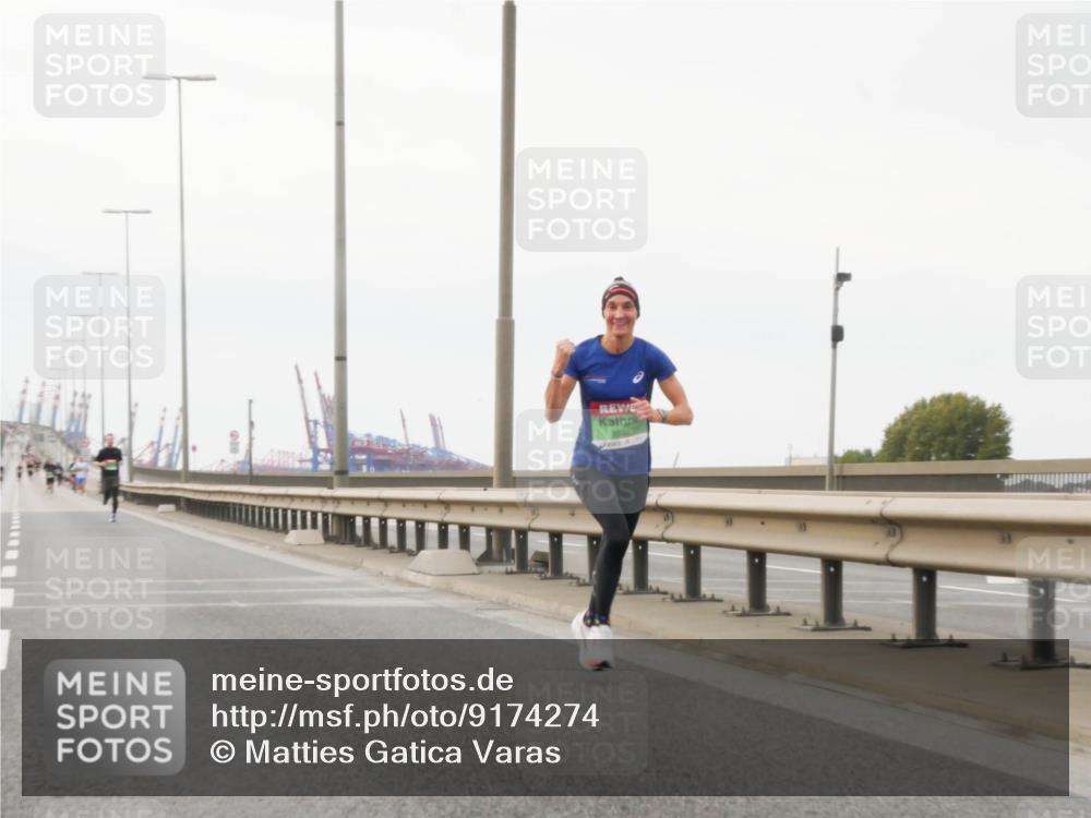 03.10.2025 - Köhlbrandbrückenlauf Matties Gatica Varas http://msf.ph/oto/9174274 03.10.2025 15:39:52 Position 3  meine-sportfotos.de
