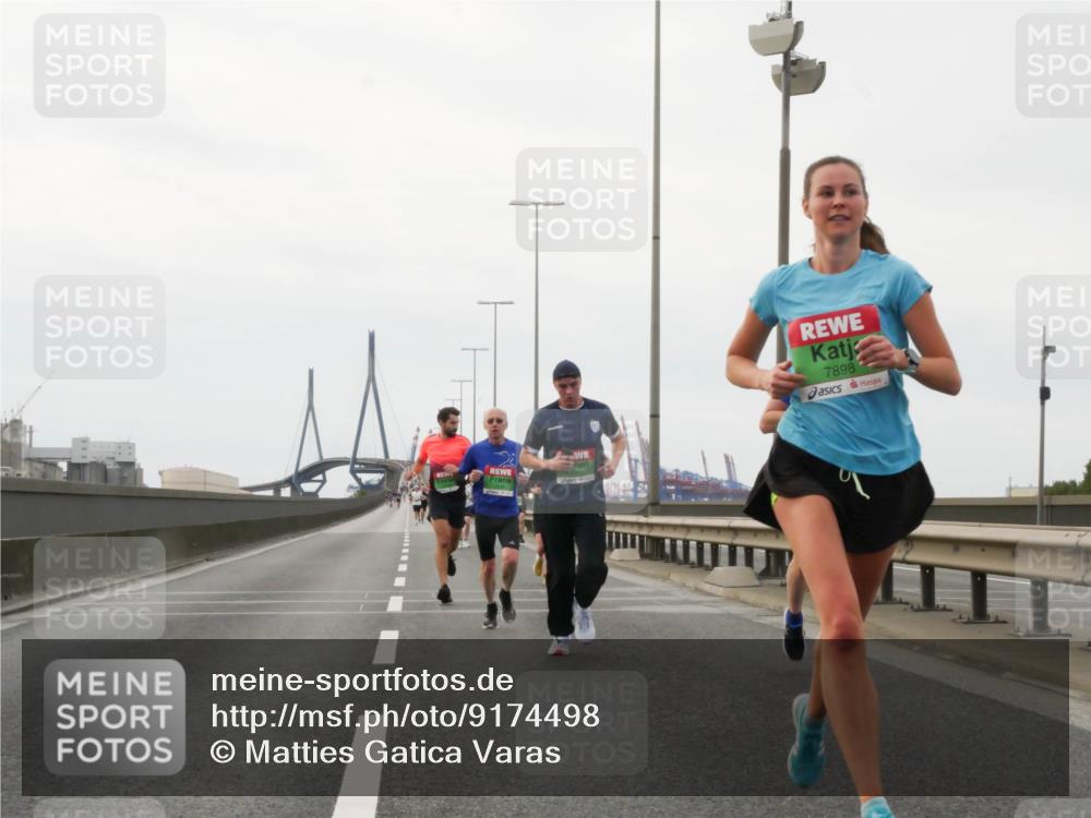 03.10.2025 - Köhlbrandbrückenlauf Matties Gatica Varas http://msf.ph/oto/9174498 03.10.2025 15:42:34 Position 3 7898 meine-sportfotos.de