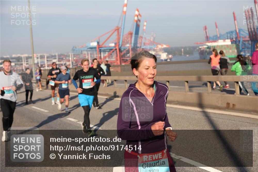 03.10.2025 - Köhlbrandbrückenlauf Yannick Fuchs http://msf.ph/oto/9174514 03.10.2025 08:43:04 Position 2 505, 3309 meine-sportfotos.de