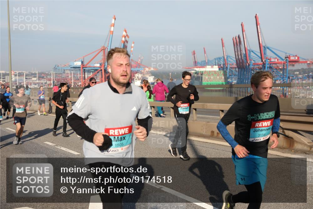 03.10.2025 - Köhlbrandbrückenlauf Yannick Fuchs http://msf.ph/oto/9174518 03.10.2025 08:43:06 Position 2 1505, 3411, 3156 meine-sportfotos.de