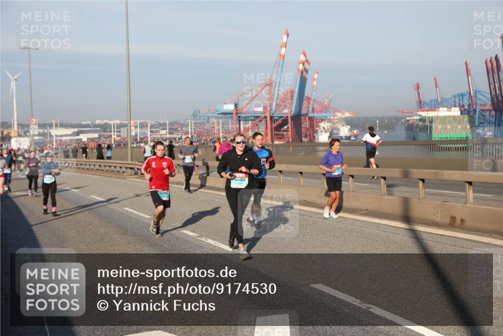 03.10.2025 - Köhlbrandbrückenlauf Yannick Fuchs http://msf.ph/oto/9174530 03.10.2025 08:43:10 Position 2  meine-sportfotos.de