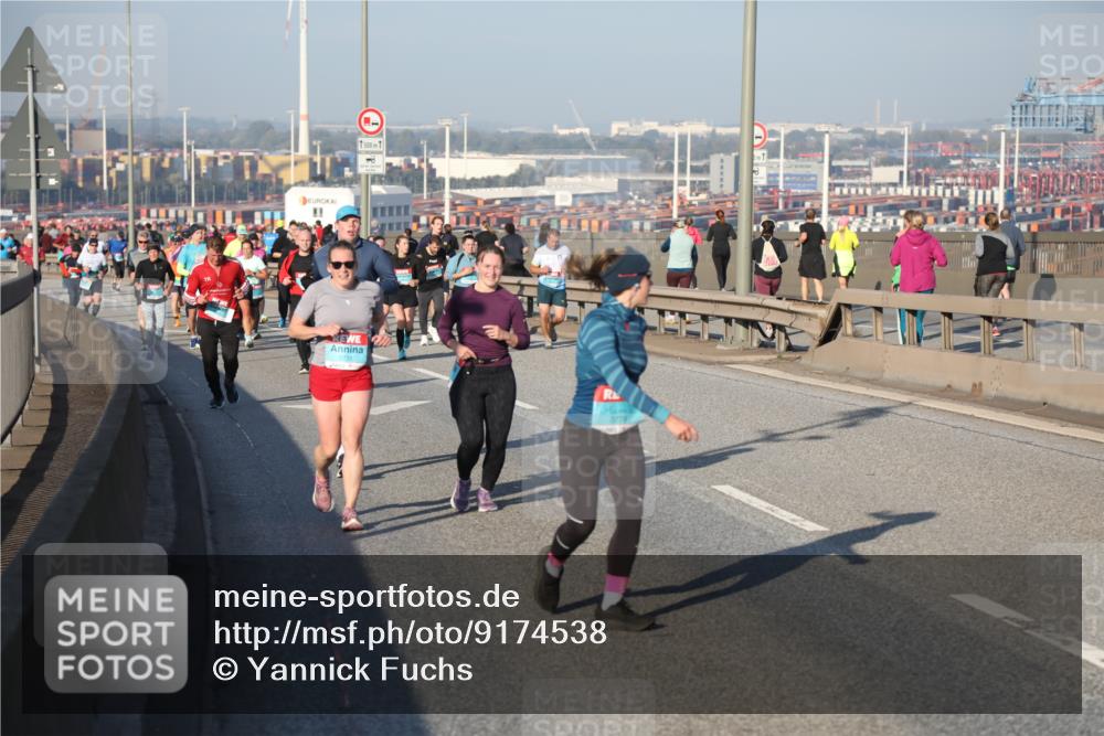 03.10.2025 - Köhlbrandbrückenlauf Yannick Fuchs http://msf.ph/oto/9174538 03.10.2025 08:43:14 Position 2 1500 meine-sportfotos.de